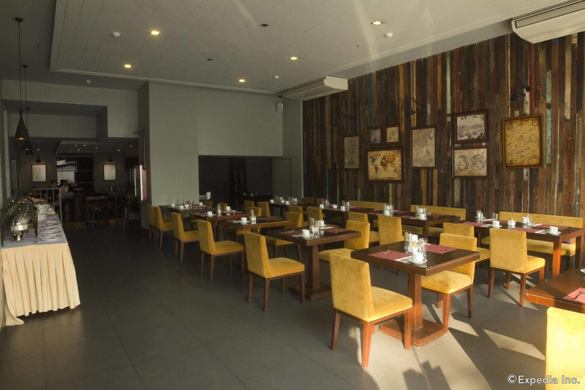 Amelie Hotel Manila Exterior photo