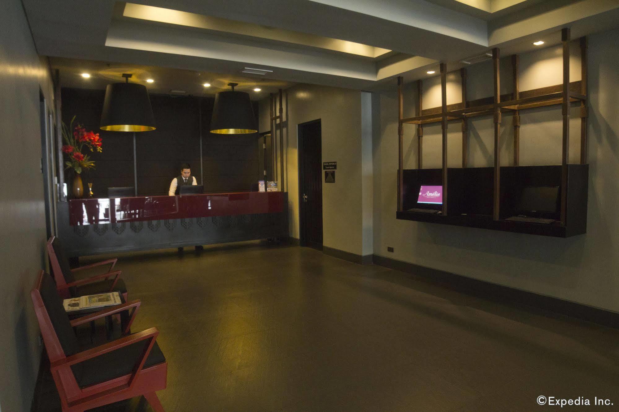Amelie Hotel Manila Exterior photo